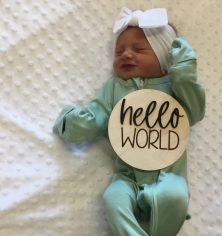 Newborn picture of Bella