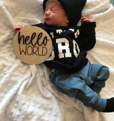 Newborn picture of Kallon