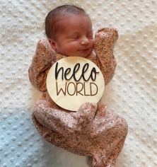 Newborn Photo of Lyndi Anne 