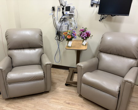 Fresh flowers in chemotherapy room