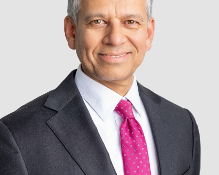 Headshot of Dr. Vaziri