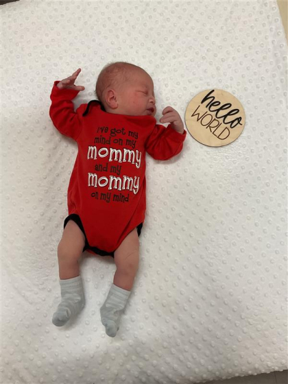 Newborn photo of Geminis 