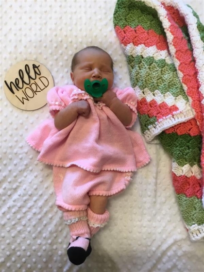 Newborn picture of Evanava Nadine