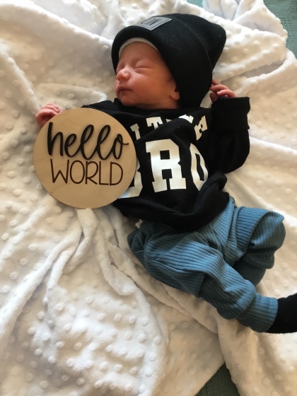 Newborn picture of Kallon