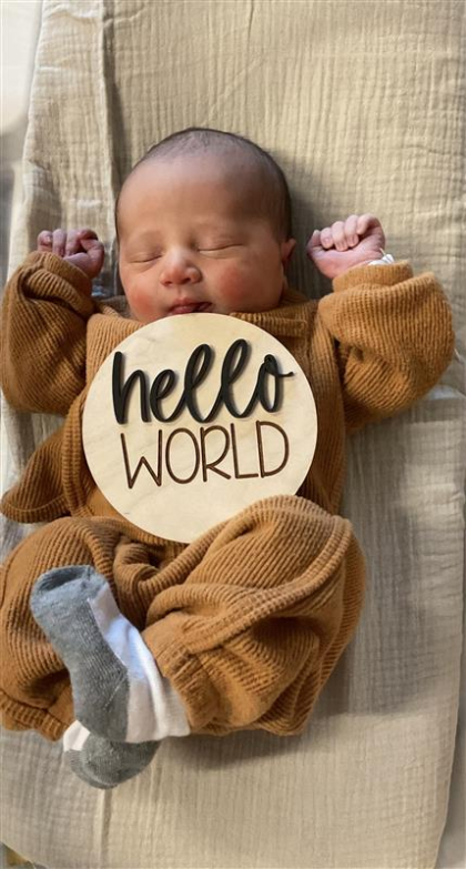 Newborn photo of Phoenix James 