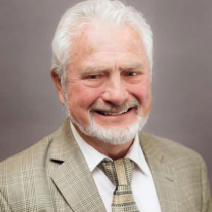 Headshot of Dr. Mark Meyers