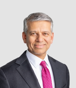 Headshot of Dr. Vaziri